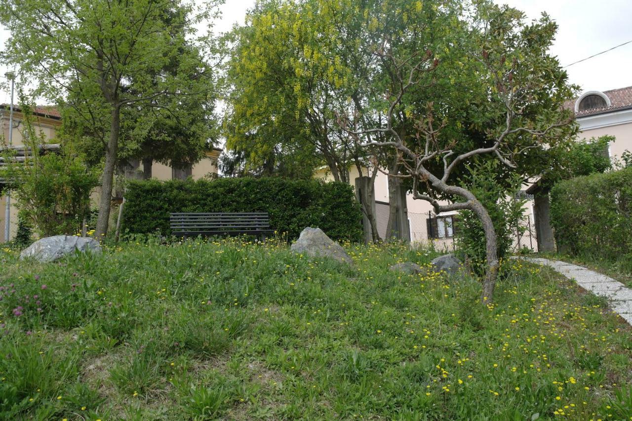 Casa Banana Apartment Castino Exterior photo
