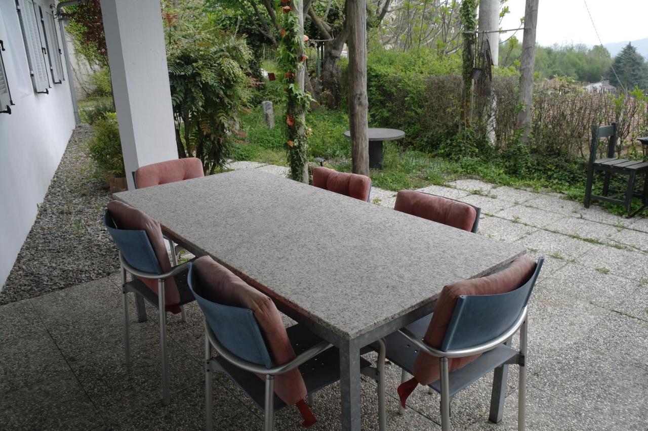 Casa Banana Apartment Castino Exterior photo